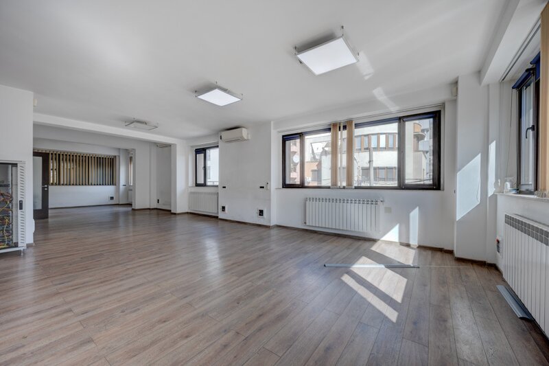 Aviatorilor spatiu de birouri  in zona Kiseleff